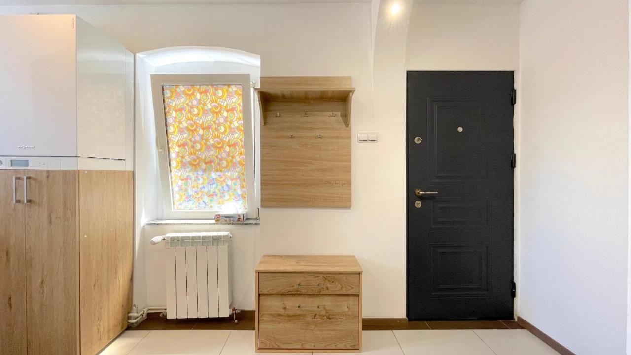 Well Prettyplaces Apartment 001 Brasov Ngoại thất bức ảnh