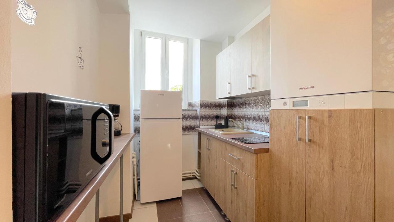 Well Prettyplaces Apartment 001 Brasov Ngoại thất bức ảnh