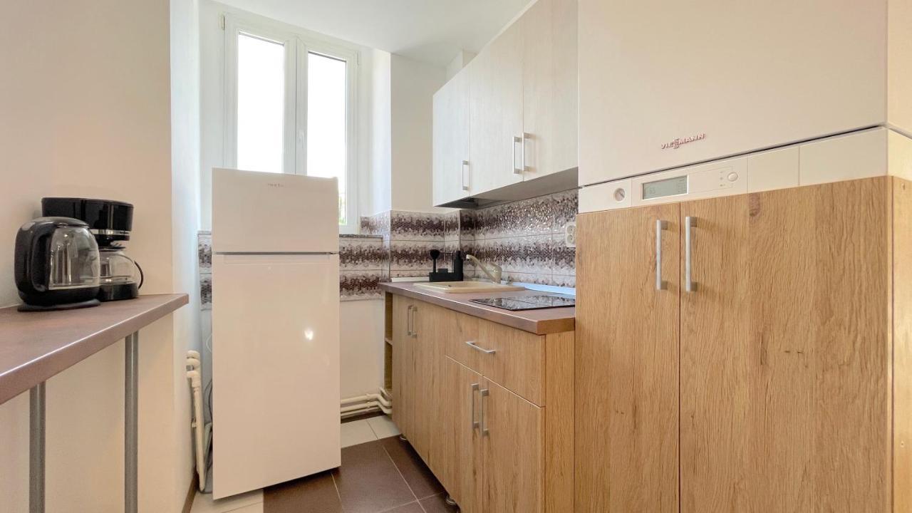 Well Prettyplaces Apartment 001 Brasov Ngoại thất bức ảnh